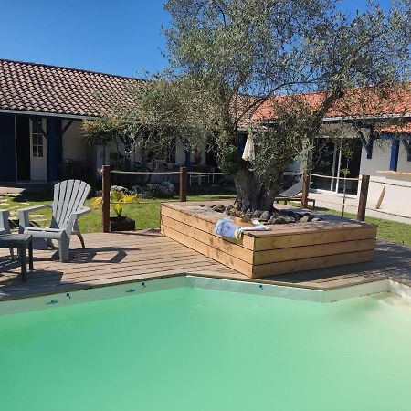 Cottage La Dune Avec Piscine Les Cigales Du Bassin A Gujan-Mestras Exterior photo